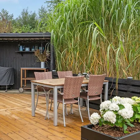 Almen - 400m From The Sea By Interhome Vakantiehuis *