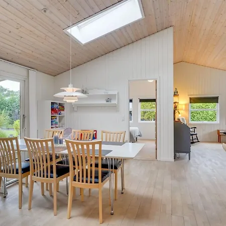 Feriehus Almen - 400m From The Sea By Interhome *