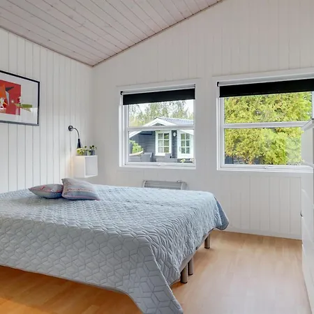 Almen - 400m From The Sea By Interhome * Hals